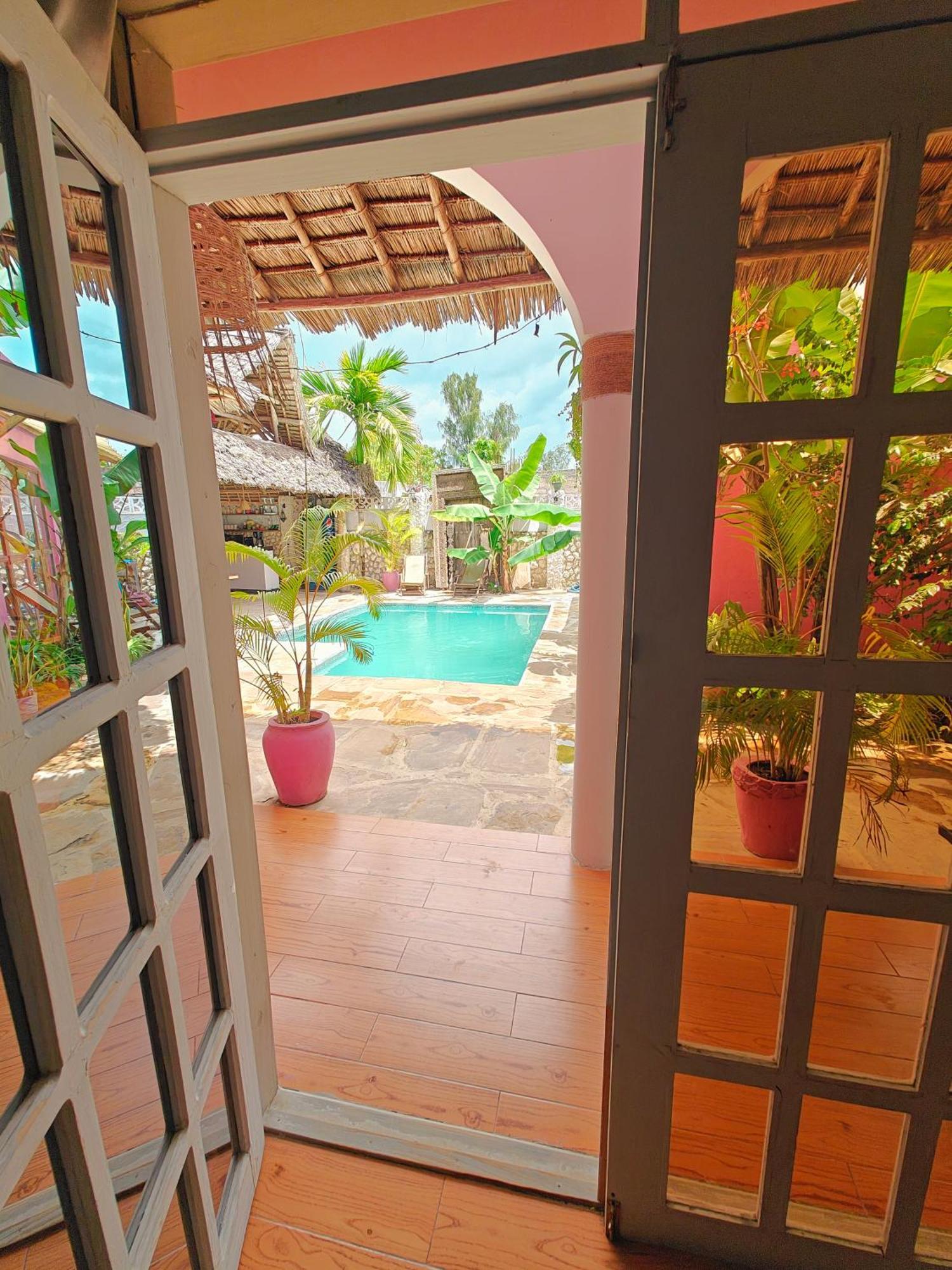 Nungwi Roses Villa Bagian luar foto
